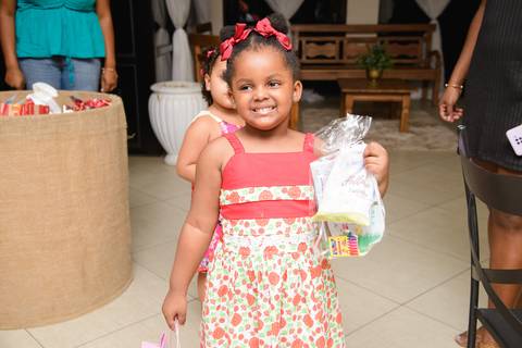 Smash the cake volta redonda barra mansa Fotografia Fotografo Festa Infantil 1 ano 1 aninho mamae papai ensaio aniversario  Espaço Kelly Noronha Barra Mansa  RJ festa salao familia filhos maesefilhos maternidade'