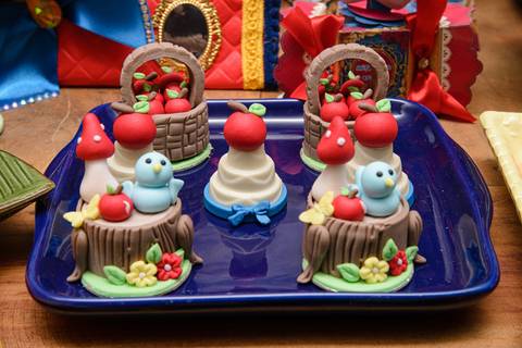 Smash the cake volta redonda barra mansa Fotografia Fotografo Festa Infantil 1 ano 1 aninho mamae papai ensaio aniversario  Espaço Kelly Noronha Barra Mansa  RJ festa salao familia filhos maesefilhos maternidade'