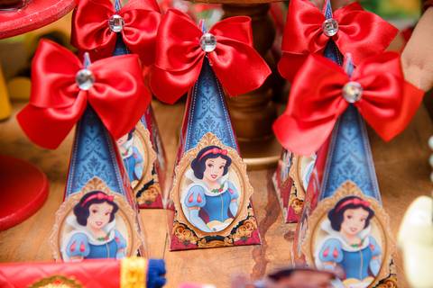 Smash the cake volta redonda barra mansa Fotografia Fotografo Festa Infantil 1 ano 1 aninho mamae papai ensaio aniversario  Espaço Kelly Noronha Barra Mansa  RJ festa salao familia filhos maesefilhos maternidade'