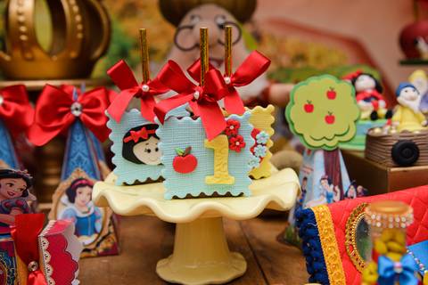 Smash the cake volta redonda barra mansa Fotografia Fotografo Festa Infantil 1 ano 1 aninho mamae papai ensaio aniversario  Espaço Kelly Noronha Barra Mansa  RJ festa salao familia filhos maesefilhos maternidade'