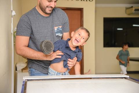 Smash the cake volta redonda barra mansa Fotografia Fotografo Festa Infantil 1 ano 1 aninho mamae papai ensaio aniversario  Espaço Kelly Noronha Barra Mansa  RJ festa salao familia filhos maesefilhos maternidade'