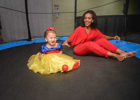 Smash the cake volta redonda barra mansa Fotografia Fotografo Festa Infantil 1 ano 1 aninho mamae papai ensaio aniversario  Espaço Kelly Noronha Barra Mansa  RJ festa salao familia filhos maesefilhos maternidade'