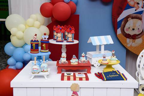 Smash the cake volta redonda barra mansa Fotografia Fotografo Festa Infantil 1 ano 1 aninho mamae papai ensaio aniversario  W3 Kids Barra Mansa  RJ festa salao familia filhos maesefilhos maternidade'