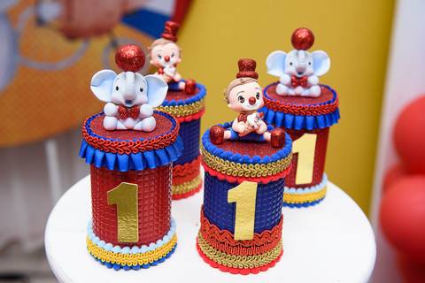 Smash the cake volta redonda barra mansa Fotografia Fotografo Festa Infantil 1 ano 1 aninho mamae papai ensaio aniversario  W3 Kids Barra Mansa  RJ festa salao familia filhos maesefilhos maternidade'