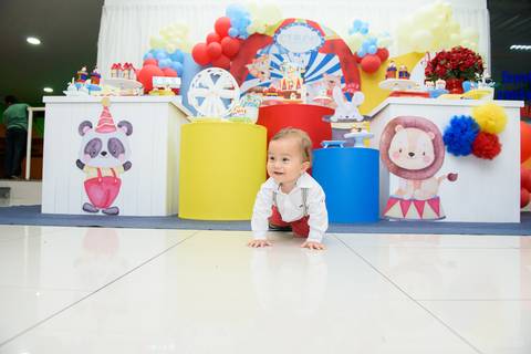 Smash the cake volta redonda barra mansa Fotografia Fotografo Festa Infantil 1 ano 1 aninho mamae papai ensaio aniversario  W3 Kids Barra Mansa  RJ festa salao familia filhos maesefilhos maternidade'