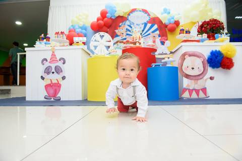 Smash the cake volta redonda barra mansa Fotografia Fotografo Festa Infantil 1 ano 1 aninho mamae papai ensaio aniversario  W3 Kids Barra Mansa  RJ festa salao familia filhos maesefilhos maternidade'