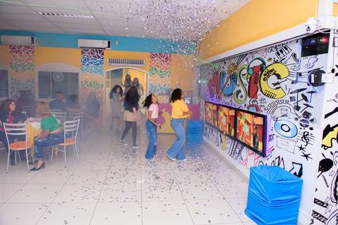 Smash the cake volta redonda barra mansa Fotografia Fotografo Festa Infantil 1 ano 1 aninho mamae papai ensaio aniversario  W3 Kids Barra Mansa  RJ festa salao familia filhos maesefilhos maternidade'