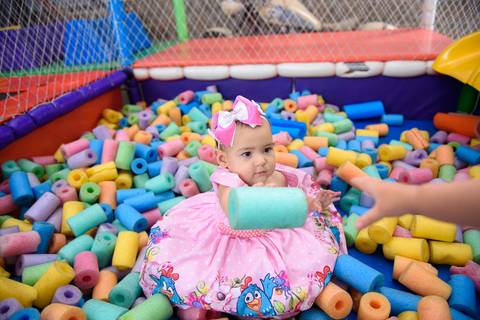 Smash the cake volta redonda barra mansa Fotografia Fotografo Festa Infantil 1 ano 1 aninho mamae papai ensaio aniversario  Espaço  Barra Mansa  RJ festa salao familia filhos maesefilhos maternidade'