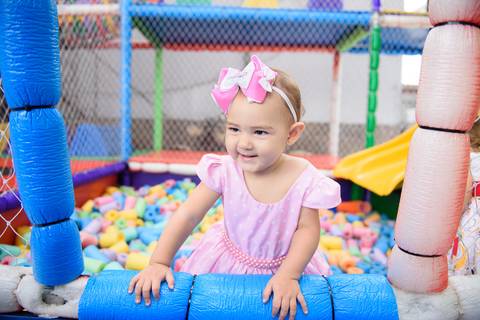 Smash the cake volta redonda barra mansa Fotografia Fotografo Festa Infantil 1 ano 1 aninho mamae papai ensaio aniversario  Espaço  Barra Mansa  RJ festa salao familia filhos maesefilhos maternidade'