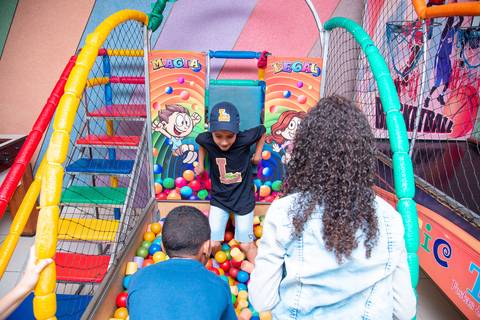 Smash the cake volta redonda barra mansa Fotografia Fotografo Festa Infantil 1 ano 1 aninho mamae papai ensaio aniversario  tictac festa salao'