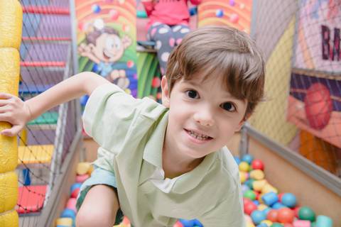 Smash the cake volta redonda barra mansa Fotografia Fotografo Festa Infantil 1 ano 1 aninho mamae papai ensaio aniversario  tictac festa salao'