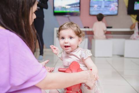 Smash the cake volta redonda barra mansa Fotografia Fotografo Festa Infantil 1 ano 1 aninho mamae papai ensaio aniversario  tictac festa salao'