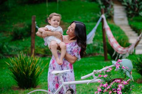 Smash the cake volta redonda barra mansa Fotografia Fotografo Festa Infantil 1 ano 1 aninho mamae papai ensaio aniversario  festa sitio fazenda'