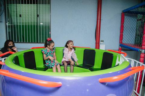Smash the cake volta redonda barra mansa Fotografia Fotografo Festa Infantil 1 ano 1 aninho mamae papai ensaio aniversario  tictac festa salao'