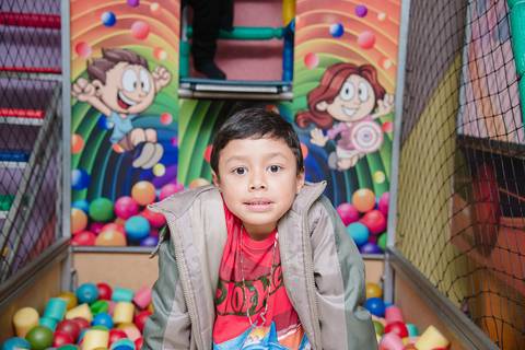 Smash the cake volta redonda barra mansa Fotografia Fotografo Festa Infantil 1 ano 1 aninho mamae papai ensaio aniversario  tictac festa salao'