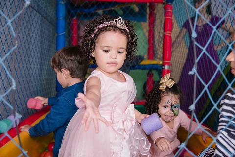 Smash the cake volta redonda barra mansa Fotografia Fotografo Festa Infantil 1 ano 1 aninho mamae papai ensaio aniversario  tictac festa salao'