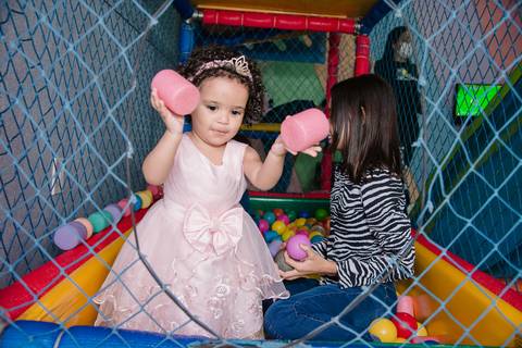 Smash the cake volta redonda barra mansa Fotografia Fotografo Festa Infantil 1 ano 1 aninho mamae papai ensaio aniversario  tictac festa salao'