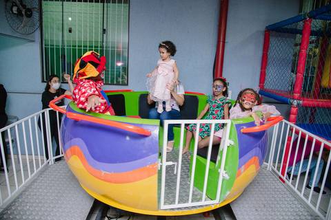 Smash the cake volta redonda barra mansa Fotografia Fotografo Festa Infantil 1 ano 1 aninho mamae papai ensaio aniversario  tictac festa salao'