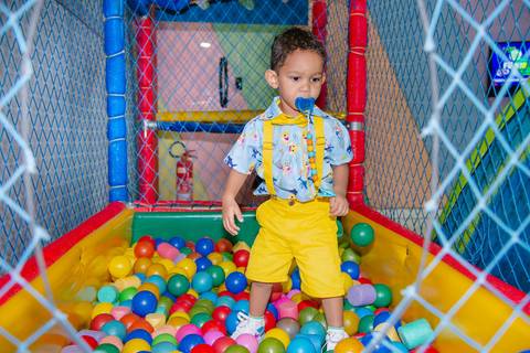 Smash the cake volta redonda barra mansa Fotografia Fotografo Festa Infantil 1 ano 1 aninho mamae papai ensaio aniversario  tictac festa salao'