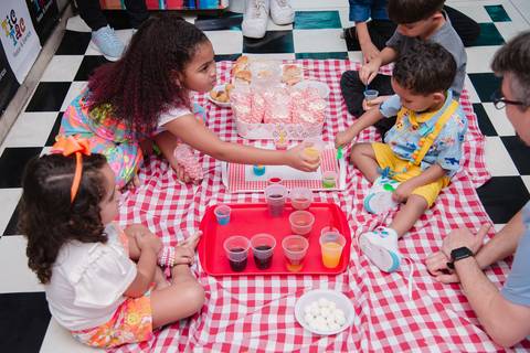 Smash the cake volta redonda barra mansa Fotografia Fotografo Festa Infantil 1 ano 1 aninho mamae papai ensaio aniversario  tictac festa salao'