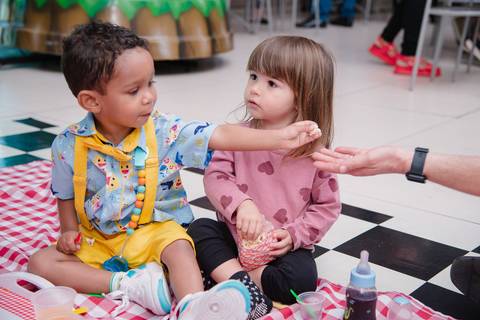 Smash the cake volta redonda barra mansa Fotografia Fotografo Festa Infantil 1 ano 1 aninho mamae papai ensaio aniversario  tictac festa salao'