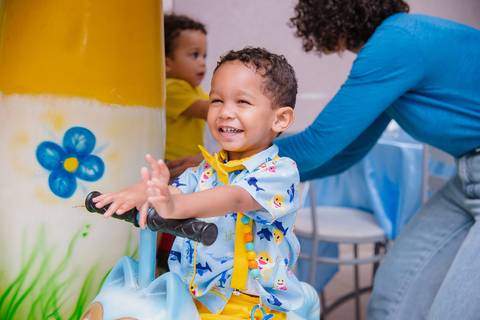 Smash the cake volta redonda barra mansa Fotografia Fotografo Festa Infantil 1 ano 1 aninho mamae papai ensaio aniversario  tictac festa salao'