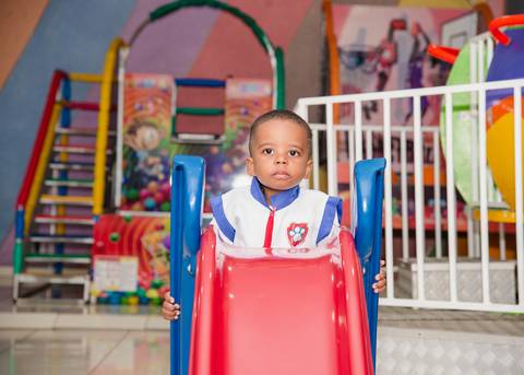 Smash the cake volta redonda barra mansa Fotografia Fotografo Festa Infantil 1 ano 1 aninho mamae papai ensaio aniversario  tictac festa salao'
