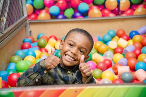 Smash the cake volta redonda barra mansa Fotografia Fotografo Festa Infantil 1 ano 1 aninho mamae papai ensaio aniversario  tictac festa salao'