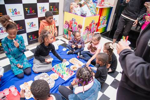 Smash the cake volta redonda barra mansa Fotografia Fotografo Festa Infantil 1 ano 1 aninho mamae papai ensaio aniversario  tictac festa salao'