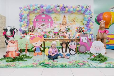 Smash the cake volta redonda barra mansa Fotografia Fotografo Festa Infantil 1 ano 1 aninho mamae papai ensaio aniversario  conforto festas festa salao'