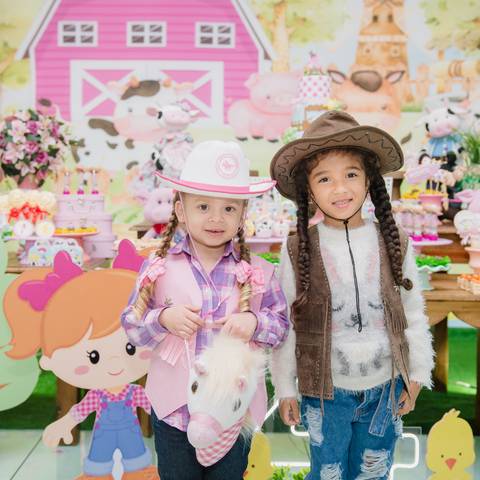 Smash the cake volta redonda barra mansa Fotografia Fotografo Festa Infantil 1 ano 1 aninho mamae papai ensaio aniversario  conforto festas festa salao'