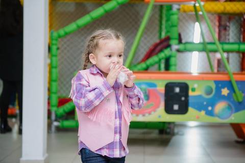 Smash the cake volta redonda barra mansa Fotografia Fotografo Festa Infantil 1 ano 1 aninho mamae papai ensaio aniversario  conforto festas festa salao'
