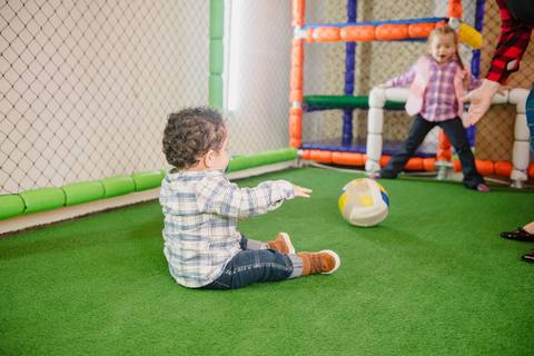 Smash the cake volta redonda barra mansa Fotografia Fotografo Festa Infantil 1 ano 1 aninho mamae papai ensaio aniversario  conforto festas festa salao'
