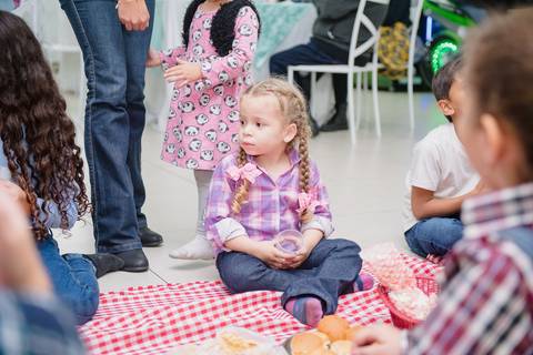 Smash the cake volta redonda barra mansa Fotografia Fotografo Festa Infantil 1 ano 1 aninho mamae papai ensaio aniversario  conforto festas festa salao'