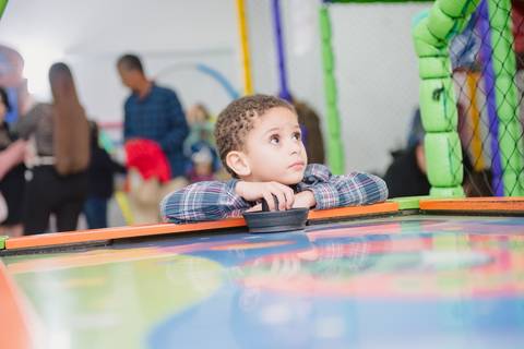 Smash the cake volta redonda barra mansa Fotografia Fotografo Festa Infantil 1 ano 1 aninho mamae papai ensaio aniversario  conforto festas festa salao'