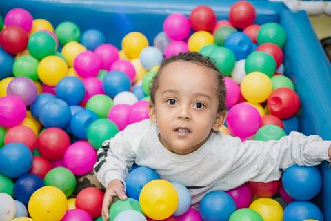 Smash the cake volta redonda barra mansa Fotografia Fotografo Festa Infantil 1 ano 1 aninho mamae papai ensaio aniversario  caramelada festa salao'