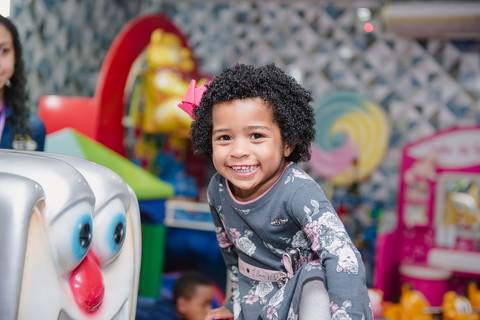 Smash the cake volta redonda barra mansa Fotografia Fotografo Festa Infantil 1 ano 1 aninho mamae papai ensaio aniversario  caramelada festa salao'