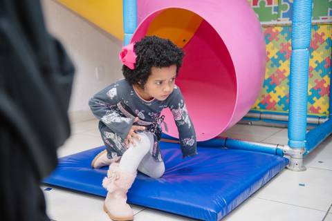 Smash the cake volta redonda barra mansa Fotografia Fotografo Festa Infantil 1 ano 1 aninho mamae papai ensaio aniversario  caramelada festa salao'