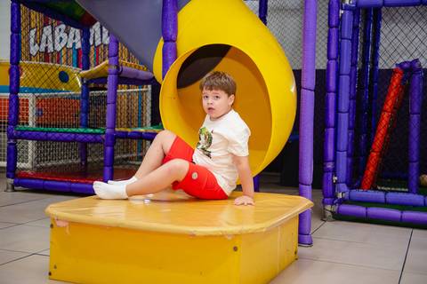 Smash the cake volta redonda barra mansa Fotografia Fotografo Festa Infantil 1 ano 1 aninho mamae papai ensaio aniversario  kifulia festa salao'