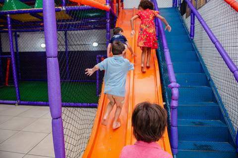 Smash the cake volta redonda barra mansa Fotografia Fotografo Festa Infantil 1 ano 1 aninho mamae papai ensaio aniversario  kifulia festa salao'