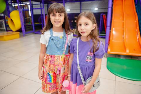 Smash the cake volta redonda barra mansa Fotografia Fotografo Festa Infantil 1 ano 1 aninho mamae papai ensaio aniversario  kifulia festa salao'