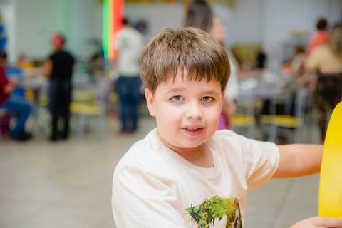 Smash the cake volta redonda barra mansa Fotografia Fotografo Festa Infantil 1 ano 1 aninho mamae papai ensaio aniversario  kifulia festa salao'