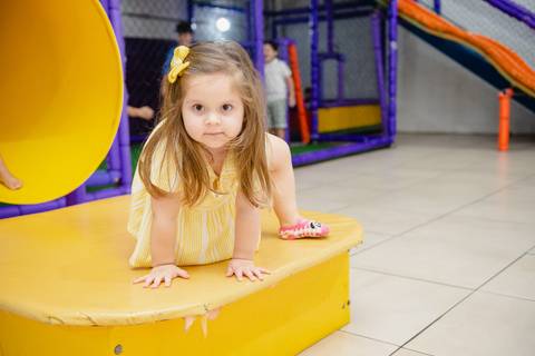 Smash the cake volta redonda barra mansa Fotografia Fotografo Festa Infantil 1 ano 1 aninho mamae papai ensaio aniversario  kifulia festa salao'