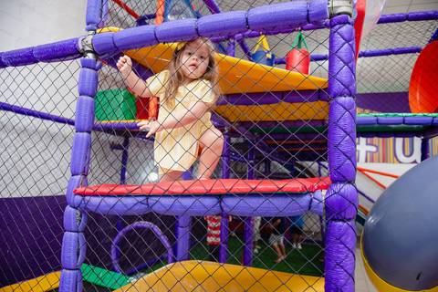 Smash the cake volta redonda barra mansa Fotografia Fotografo Festa Infantil 1 ano 1 aninho mamae papai ensaio aniversario  kifulia festa salao'