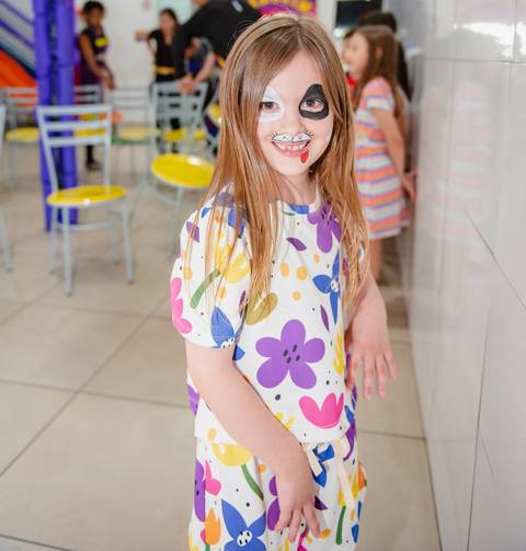 Smash the cake volta redonda barra mansa Fotografia Fotografo Festa Infantil 1 ano 1 aninho mamae papai ensaio aniversario  kifulia festa salao'