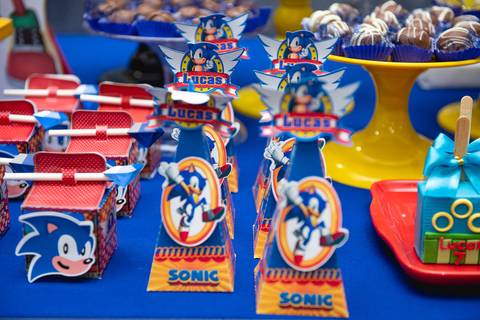 Smash the cake volta redonda barra mansa Fotografia Fotografo Festa Infantil 1 ano 1 aninho mamae papai ensaio aniversario  kifulia festa salao'