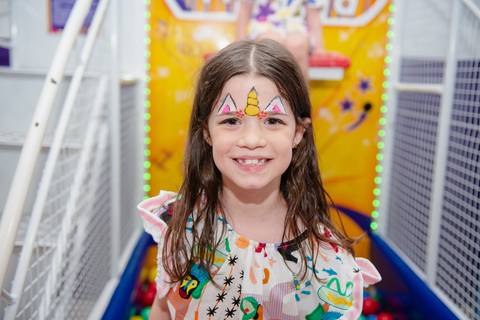 Smash the cake volta redonda barra mansa Fotografia Fotografo Festa Infantil 1 ano 1 aninho mamae papai ensaio aniversario  kifulia festa salao'