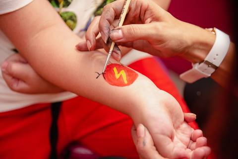 Smash the cake volta redonda barra mansa Fotografia Fotografo Festa Infantil 1 ano 1 aninho mamae papai ensaio aniversario  kifulia festa salao'