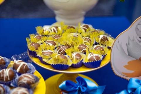 Smash the cake volta redonda barra mansa Fotografia Fotografo Festa Infantil 1 ano 1 aninho mamae papai ensaio aniversario  kifulia festa salao'