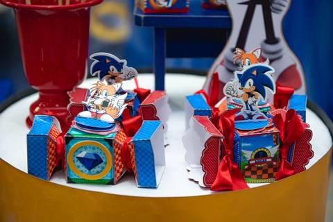 Smash the cake volta redonda barra mansa Fotografia Fotografo Festa Infantil 1 ano 1 aninho mamae papai ensaio aniversario  kifulia festa salao'